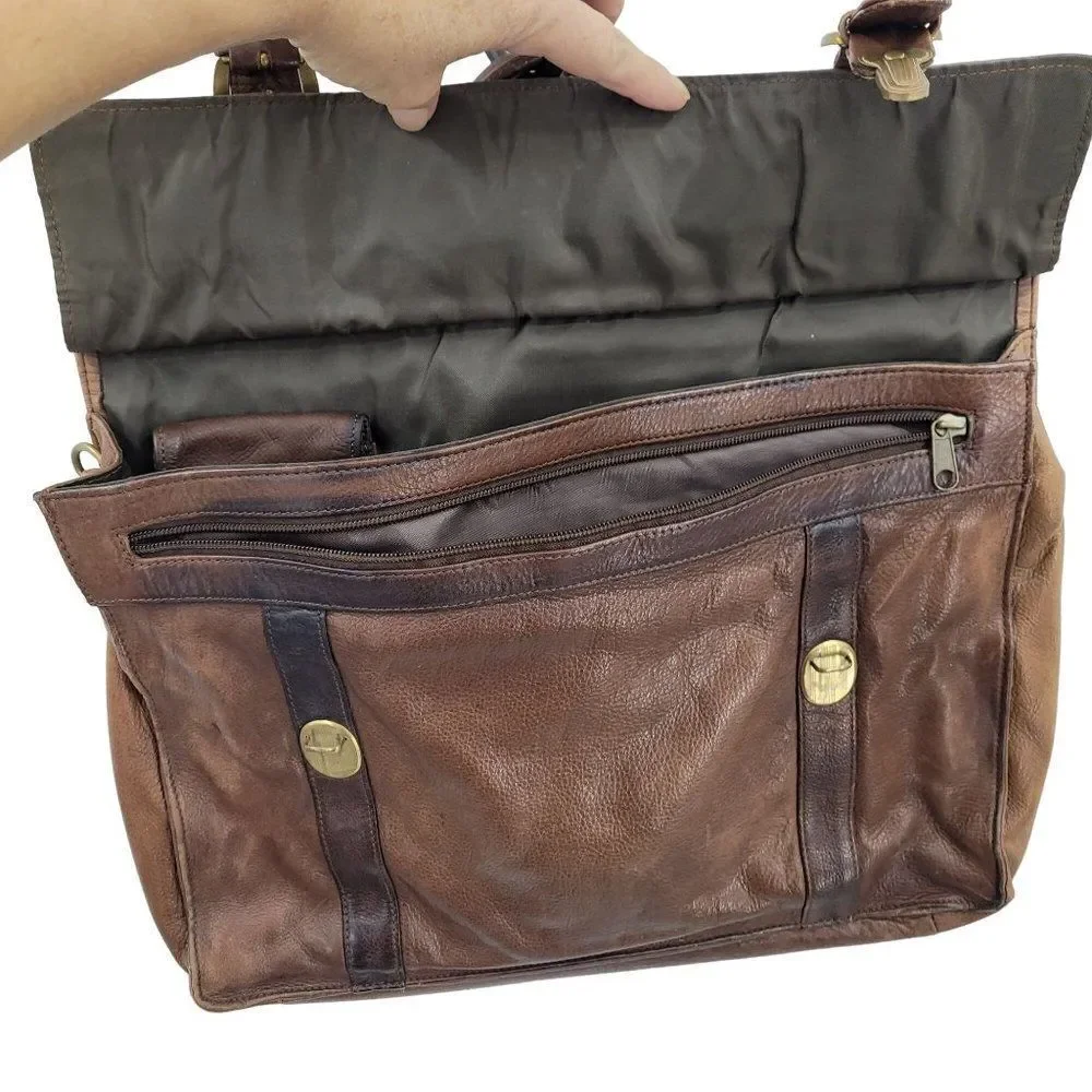 Vintage 80's Wilsons Leather Briefcase Leather Adventure Core Indian Jones Brown